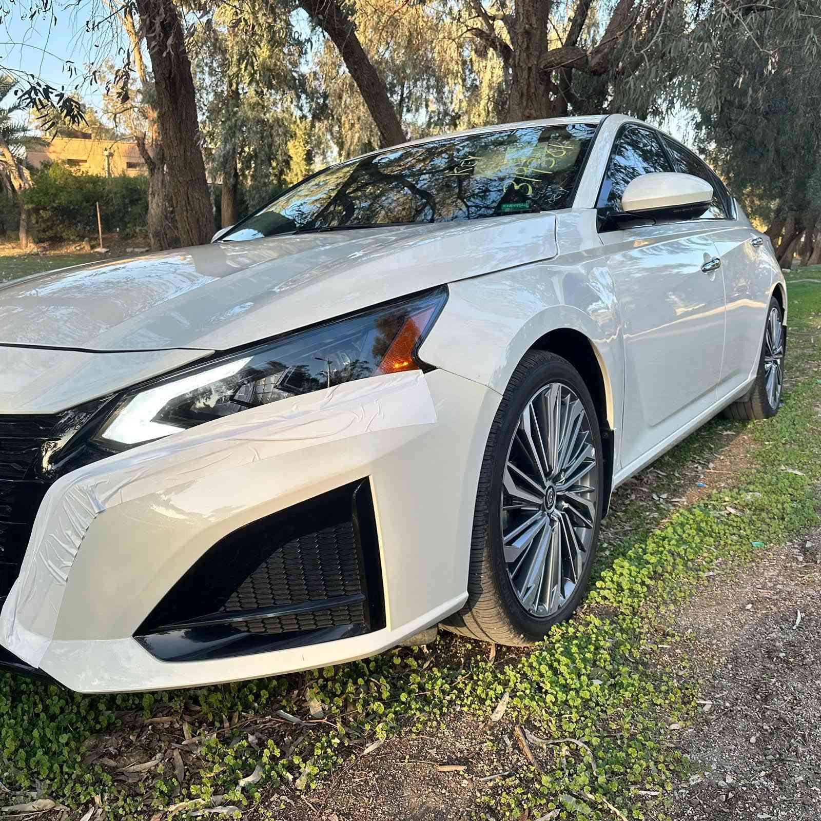 السلام عليكم من رخصت الادمن المحترم . نيسان التيما SL فووول موصفات دخول جديد بدون رقم تترقم شمالي موديل 2025 ماشيه 5الف فقط مكان السياره كركوك صبغ فقط بونيد والجملخات بلاديات بدون صبغ فقط تعديل بارد يرباك ستيرن وجوه الستيرن طاك فقط  السعر 194 بي مجال قليل ***********
