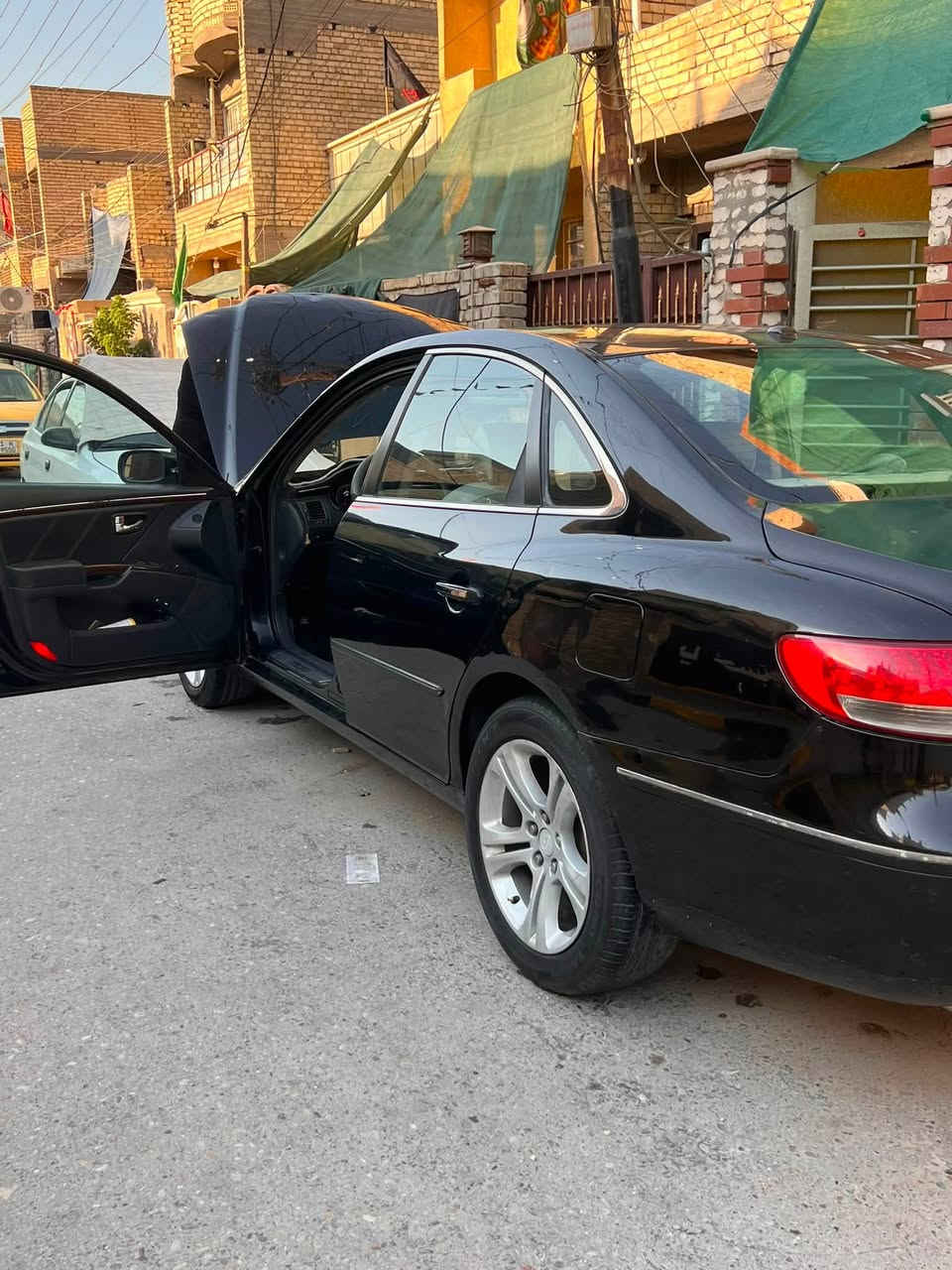السلام عليكم ازيزا كراندر موديل 2009 فول عدى الفتحة للبيع او مراوس باقل محتاج فرق السيارة بدون صبغ فقط الجاملغ الأمامي طخة بسيطه ومرشوش بدون دواخل والسونار مرفق مع المنشور ( ملاحظة مهمة السيارة مصروف عليها 27 ورقه وبالدليل والوصولات ) محرك وكير وتفرعات ودرايم شفتات وصدر جدد شادهن وبعدهن بالضمان من نبيل وعقيل بالطالبيه تبريد كمبريسر وراديتر وبخاخ جدد وليس مستعمل السيارة باسمي شخصيا سنويه لل 31 وهزة وبراد جدد قبل يومين مكاني بغداد الامين رقمي ***********السعر 95وبيها مجال قليل
