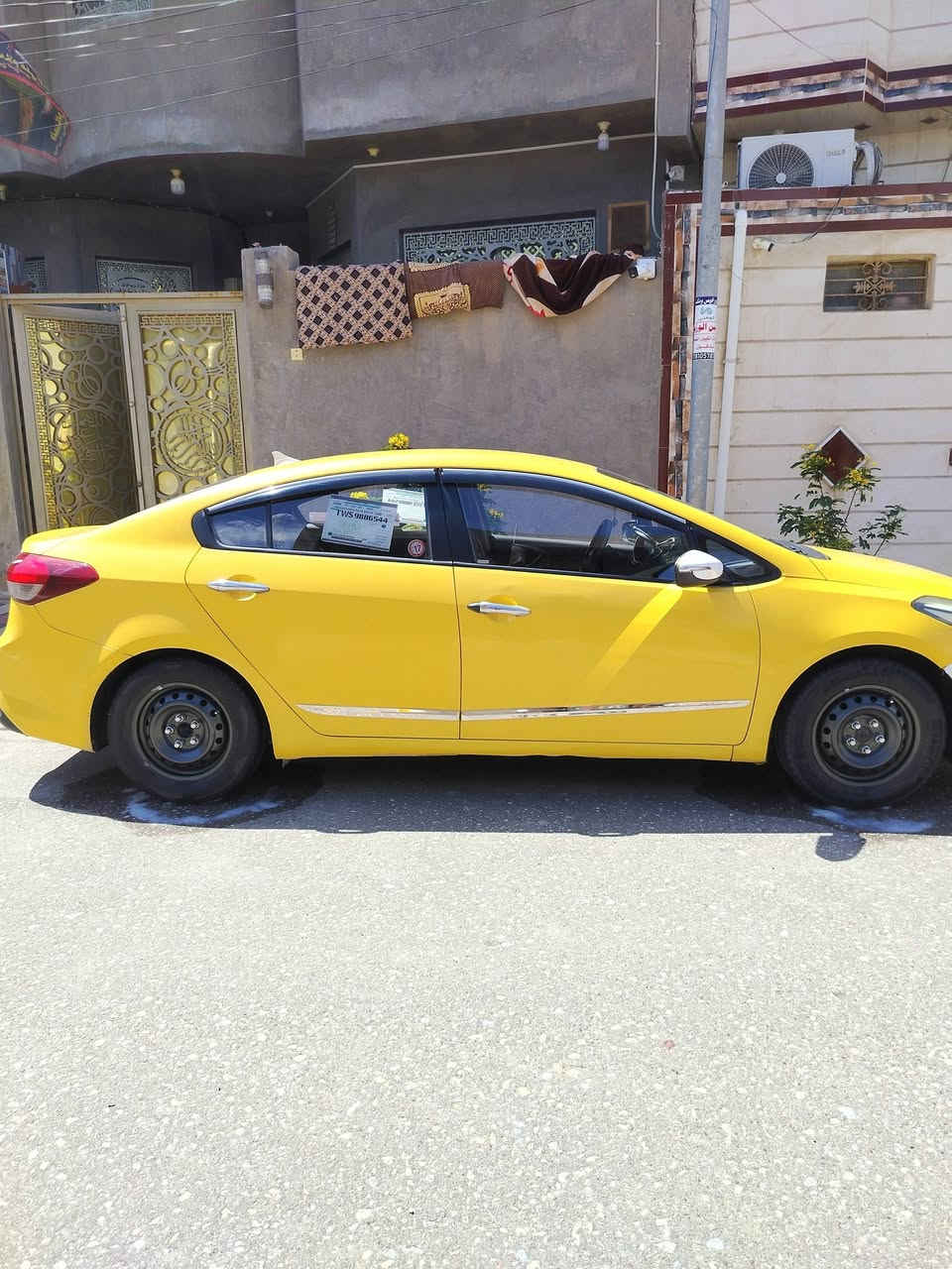 السلام عليكم
سيراتو17  وارد خليجي1600 

مصفره هيئة وغرامات+رقم مثنى مداور ثاني يوم 

تخم تاير جديد + حداديه جديده +سنويه 2029

بييهه ضربات ومعجون بمكانات معينه +مكانهه السماوة- الرميثة

للاستفسار ***********
