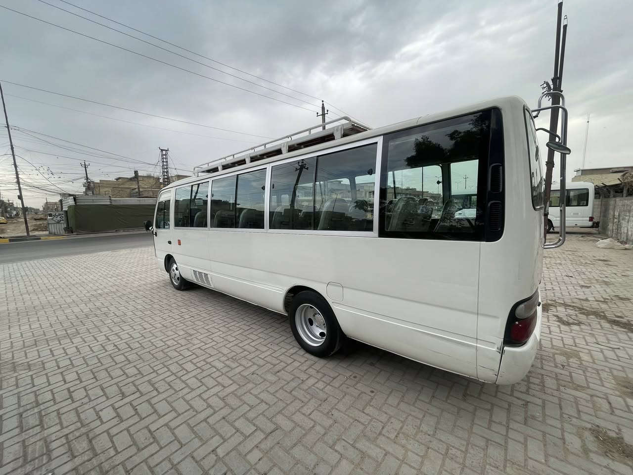 السلام عليكم كوستر للبيع موديل 2014
كير اكس ومكينه مكفوله دبل تانكي تبريد محور تدفئه ابلاديه سياره بااسمي كلابي استاركس تحويل ثاني يوم تخم تايرات استفسار على الرقم 
***********
