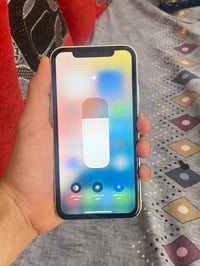 آيفون 11 • ١٢٨ • مبدل شاشة