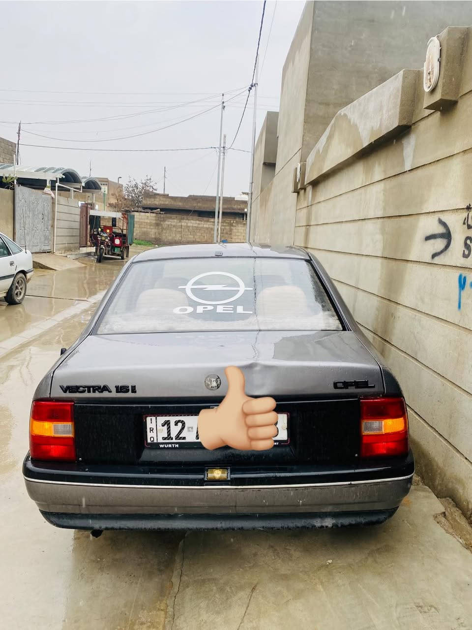 السلام عليكم اوبل فكترا موديل ٨٩ كير عادي حجم ١٦ محرك شرط كابون بانزين  استيرن بور صبغ دوائر والدوسات كهربائيتها كلها شغاله سنويه ٢٩ رقم نينوى جديد مصطره بدون اي دعم او قص شرط الوكاله والتحويل سعر ٣٧ وبيها مجال مكانها موصل سهل نينوى رقم التواصل ***********/***********
