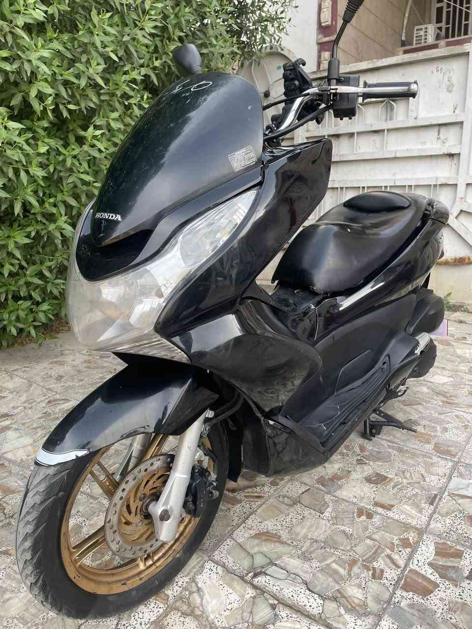 للبيع مكفوله نضيفه مثل ما موضح با صوره 
***********واتساب 
***********هاتف
مكاني بغداد البلديات
