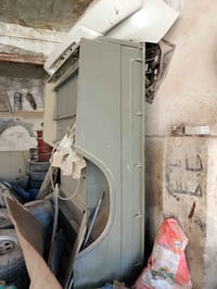 لاندكروز جديد • باب • ديالى بلدروز