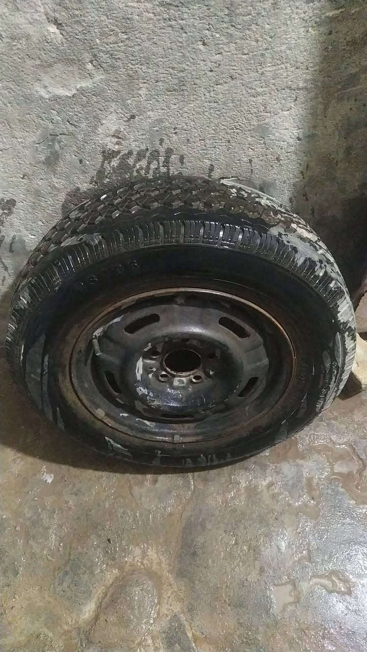 سلام عليكم تاير مع ويل وضع الشركة استخدام ايام قليله جدا كنت مخليه سبير مكاني النجف قيم باليرضي الله واخذه


**إذا كنت صاحب هذا الإعلان وتريد حذفه لأي سبب، رجاءا أرسل رسالة إلى الدعم الفني**