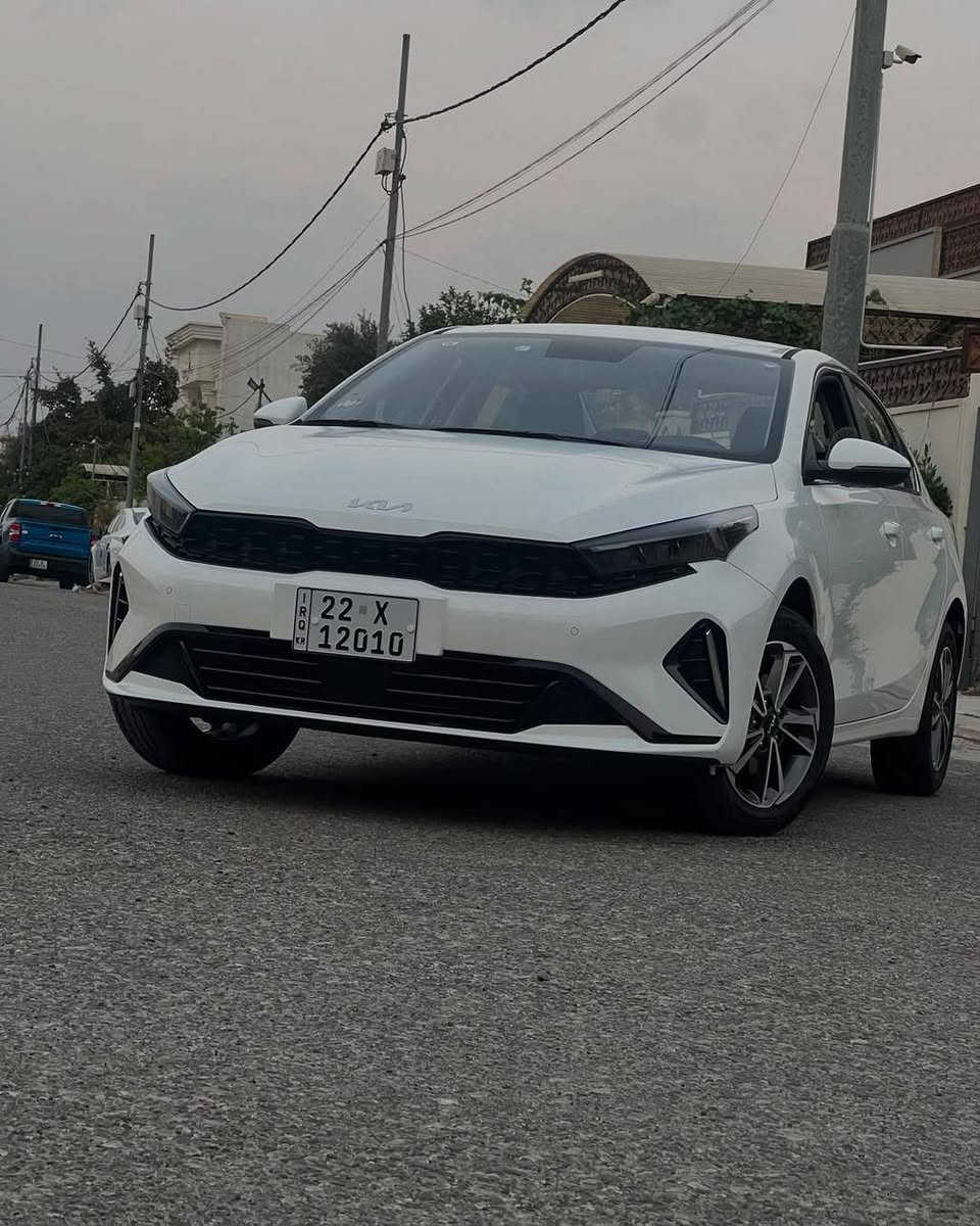 السلام عليكم 
للبيع كيا K3 موديل ٢٤ فول مواصفات كفاله عامه عدا رصعه بالبنيد بصف العلامه ماشيه ٤١ مكانها الدوره السعر ١٣٨ ورقه وبيها مجال للاتصال ***********
