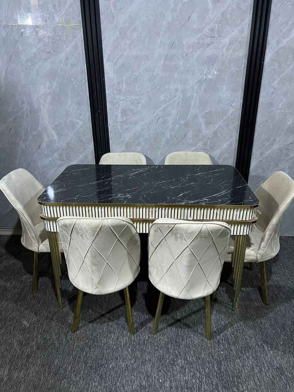 وصول وجبه ميز طعام
 6 كراسي 275الف
4 كراسي 245 الف


**إذا كنت صاحب هذا الإعلان وتريد حذفه لأي سبب، رجاءا أرسل رسالة إلى الدعم الفني**