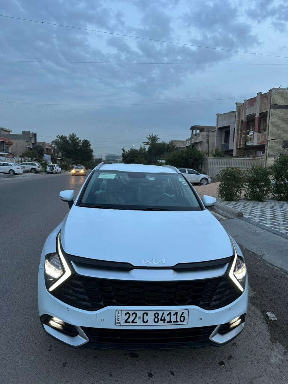 للبيع كيا سبورتاج 2023 خليجي ضمان شركة نم 
فوول مواصفات عدا البانوراما فقط
رقم اربيل باسمنه تحويل مباشر بأسم المشتري او وكاله عامه 
سياره جديده وبعده كله بوضع الشركه ماشيه 35 الف
بيه طخه وحده بكد اصبع على وضعه مامصلحه بجاملغ الامامي الايمن مبين بلصور وسونار موجود مال مندلاوي 
سعر مناسب وبلعافيه للياخذه 
مكاني بغداد الشعب مقابيل سوق شلال
***********
