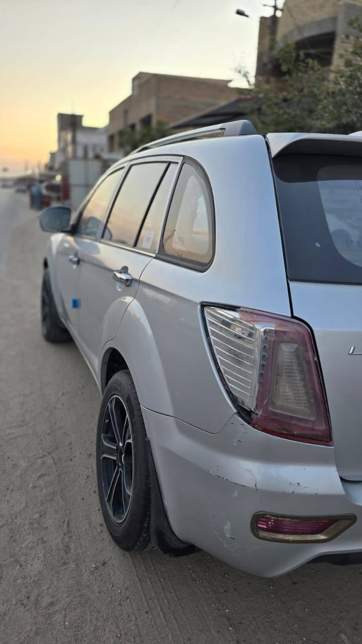 موديل 16 أوتو باسمي مكفولة
السعر 60 ورقه نهايتهه 
بيهه جراد قليل  
***********
