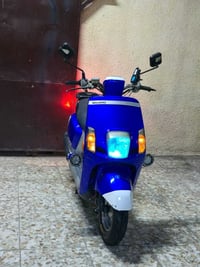 ماكس بوليس نوزل دراجه كامله مكمله مبدل بيها بس الكور السعر ب 700 وبيها...