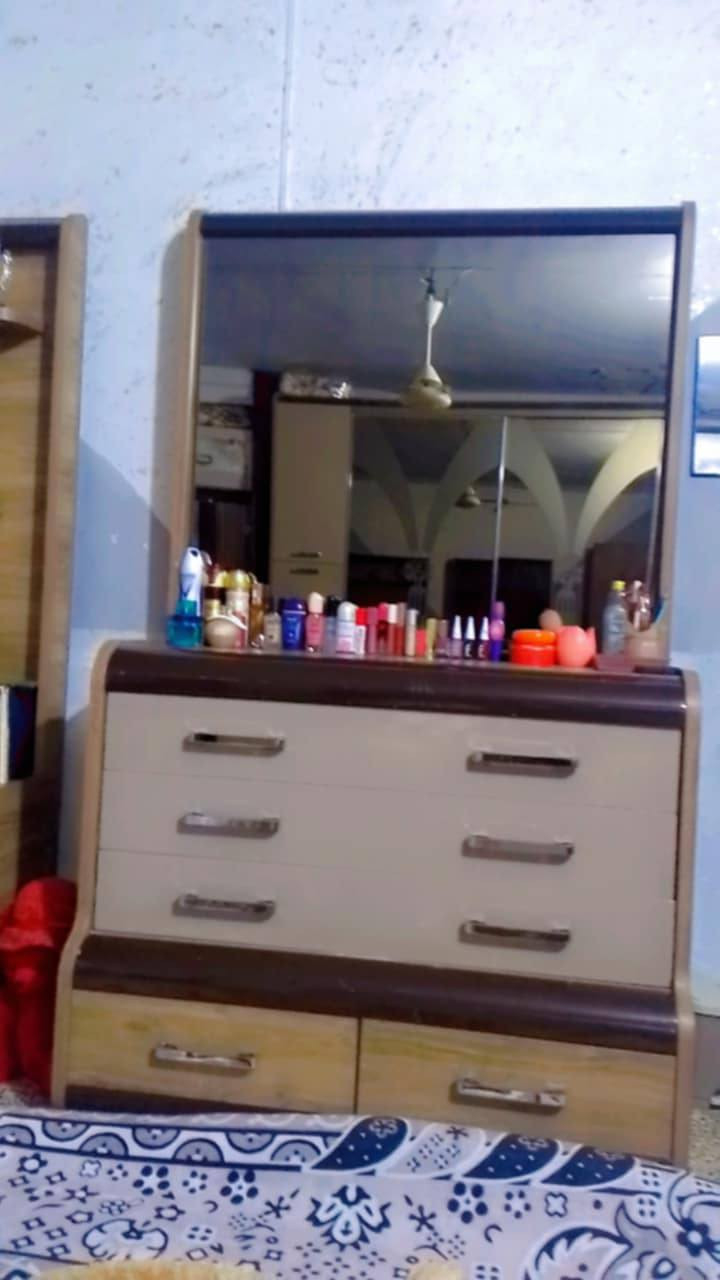 غرفة تركي درجة اولى اصلي ثقيل نظيفة بدون ظرر
اتصل على الرقم   ***********
