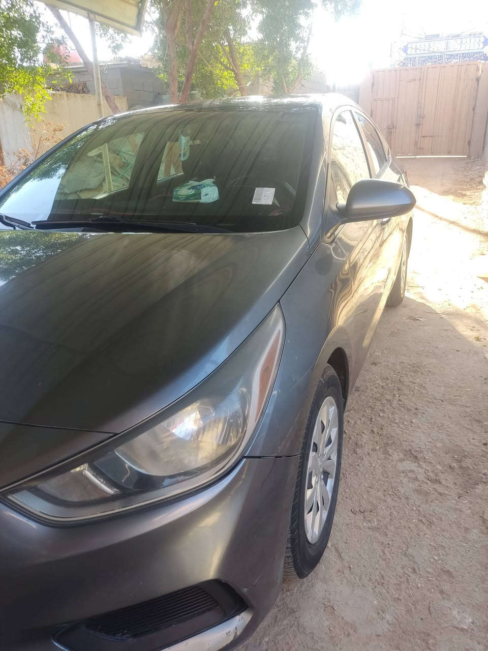 السلام عليكم
اكسنت 2019 بچم كبس 
صور حادثه والسونار موجود بمنشور 
محرك 1600 gdi 
السيارة معوقين بشهر العاشر تصير حرة ( باعتبار حرة) وكالة وتحويل مباشر بس تخلص المدة 
السعر 108$
لتواصل 
***********
