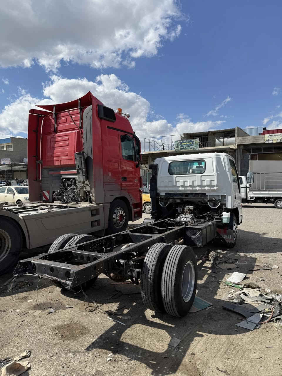 هەمو گیانی بە شەرت لەسەر دەقی شەریکە ماوە 
سەنەوی تا ٢٠٣١ تازەیە لە سەنەوی تەنکەرە تەحویل بەشەرت
سعری 125 گەلایە سەیارەکە 61 هەزار رۆشتوە
 شوێن سلیمانی *********** واتسئاب ڤایڤەر

سلام علیکم أخوان عزیز أزوزە للبیع بمو نوزل 2002
سیارة مکفول کفالە عام سنویە جدید حتا 2031تحویل مباشر
سیارە 61ألف ماشی شاسی ٤ متر ما بیە سبخ مکان سلیمانیة
سعرها 125 بیة مجال ***********واتسأب
