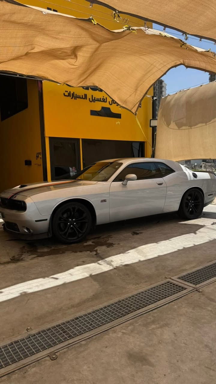 جالنجر rt موديل 21
مكينه 5700 
اويل كاتش كان
دبات موبار سود
بوابات كتم صوت
برمجة غيث السراي 
بك لايت متغير ع التلفون 
شاشة كار بلي وسط
تايرات خلفي نيتو سمي سلك 305
عليها منظومة غاز ١٠٠ لتر جديدة بس فاصلها ممشغلها تكدر تشغلها يم اي ورشة صيانة للغاز 
سيارة كاملة بدون اي نقص 
عبوة فيول بمب جديدة
مروحة دبل جديد
دبلات صفر
بلكات ريسنك
ضربتها صفحة الصدر
ابيع مصبوغة حزام
رقمها اربيل 
السيارة كلش حلوة وناصبة 
مكاني بغداد حي الجهاد
سعرها ١٦٥ وبيها مجال 
***********
***********
