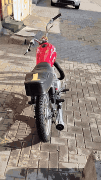 دراجه البيع  ايراني سعره ٦٥٠ وبيه مجال الإتصال 07883311119 واتساب وشري...