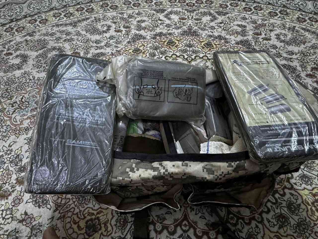جنطه طبابه امريكي اصلي مع ملحقاته السعر 50 الف مكاني بغداد الشعب *********** لايوجد توصيل

