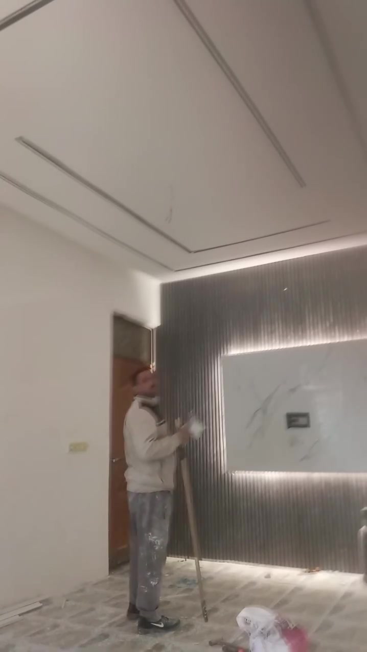السلام عليكم صباغ متفرغ اشتغل جميع أنواع الاصباغ شغل مرتب وسريع ترميم بيوت معالجة رطوبة وشغل مرتب وسريع مكاني بغداد ‏‪***********‬‏ هذا الرقم بواتساب
