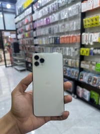 11 برو ماكس ذاكره 256 بطاريه79 بس الفيس ايدي اتوقف بالتحديث كلش نضيف ر...