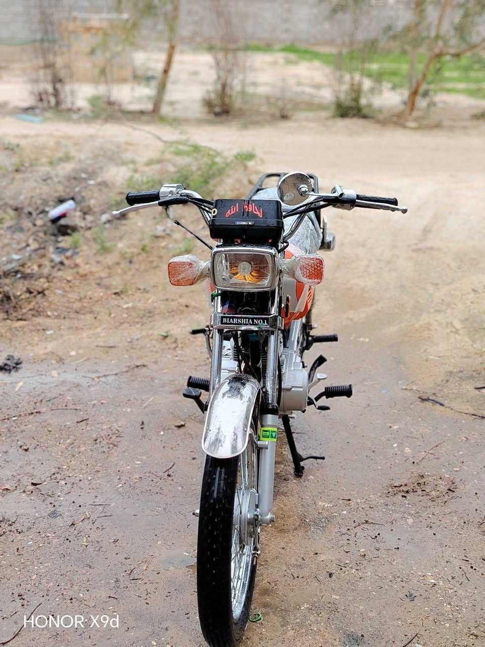 السلام عليكم دراجه عائشه موديل 26 السعر 700 للبيع طريق كربلاء مع موسى 756 اوراق سكنات مقفوله  ورغمه مفتوح ***********
