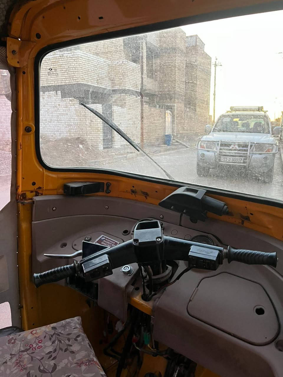 السلام عليكم عيوني تكتك للبيع موديل 2019 شهر 9 مكينه ضمان من التنقيص والتبخير تفحص ترايك وين ميعجبك بيها نواقص بسيطة أمانة الله التكتك مال جناي محتاج واريد ابيع  بيها طخات بسيطة والباقي مكفول تجي وتشوف بعينك تكتك اوراق المصطفى مكاني بغداد حسينية الراشدية سعرها 4250 وبيها مجال بسيط 
للتواصل ***********
