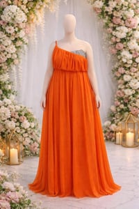 ملابس • للبيع