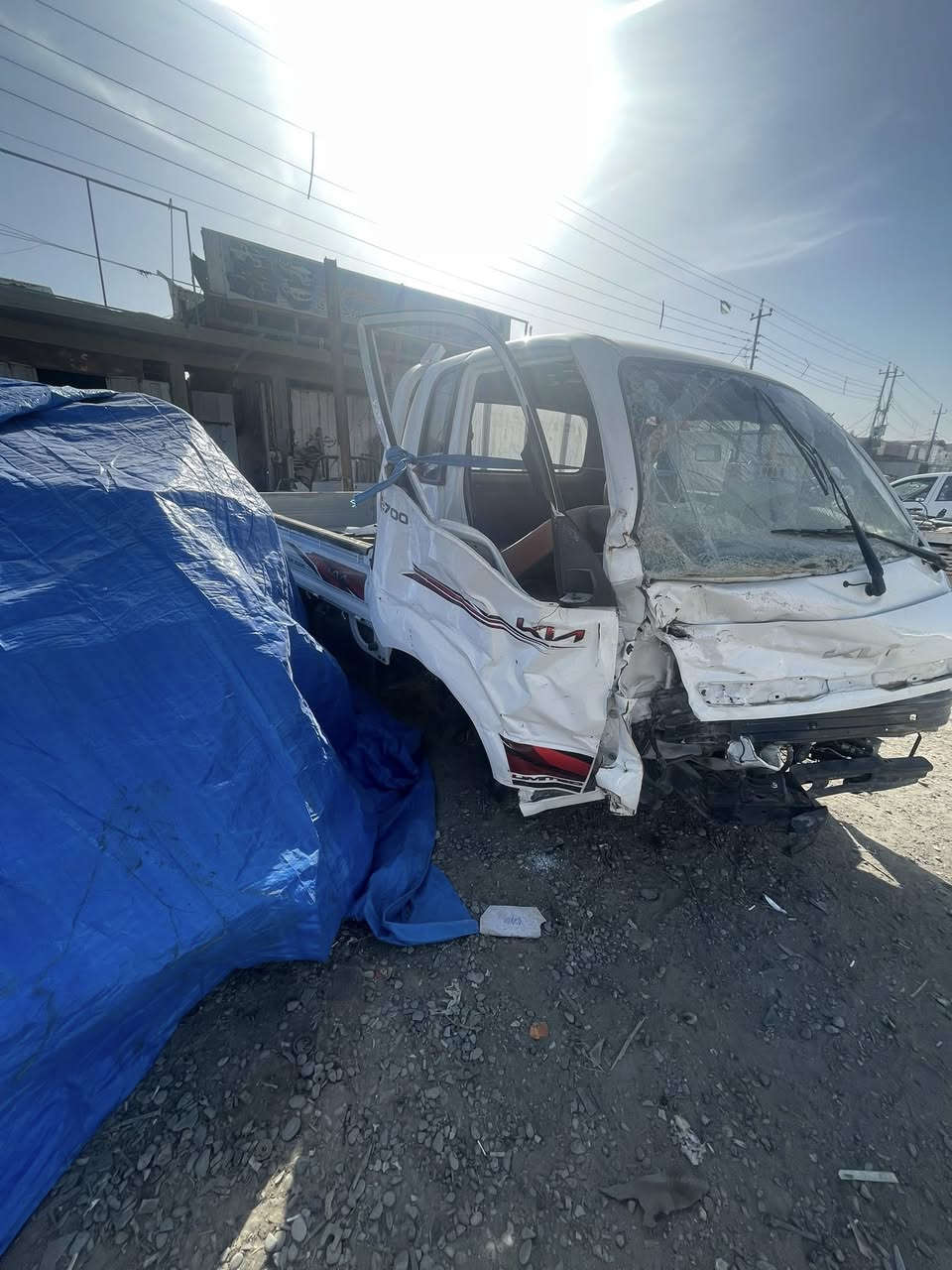 يالله سلام عليكم للبيع كيه حمل على حادثهه موديل 2025 رقم بغداد دولي تحويل مباشر ماشيه 8تالاف بيه عواج شوه بل خشم للاستفسار ***********
