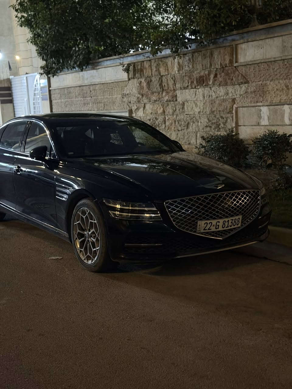 السلام عليكم
جنسس g80 
موديل 2021 🔥
اربعه سلندر محرك 2.5 تيربو 
السياره كلين بدون حادث فقط بيها شخط بجاملغ الامامي وصابغي على كده يعني نكدر نكول كلير بيها 
السياره مناقصها ايشي تخم تايرات دسكات كله جديد مصارلي شهر  مـَن شديتهن 
للاستفسار 
***********
