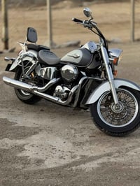 هوندا شادو ٤٠٠ • كفالة عامة • مخزونة