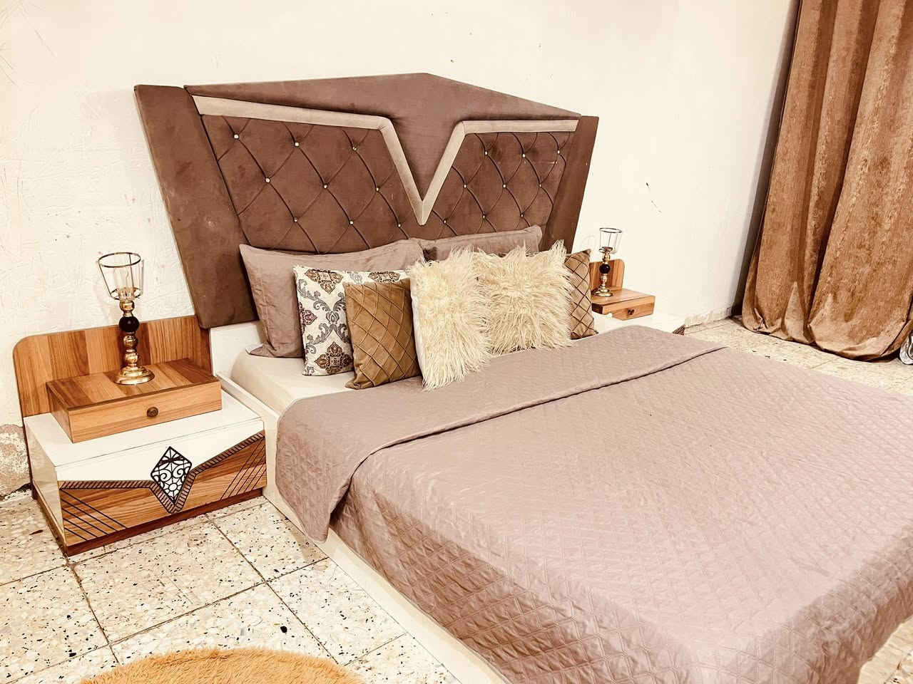 غرفه تركيه 7قطع نطيفه مثل الصور
السعر 🦋650🦋وبيه مجال

المكان زعفرانيه واكوتوصيل بكروه

***********موجودًواتساب
