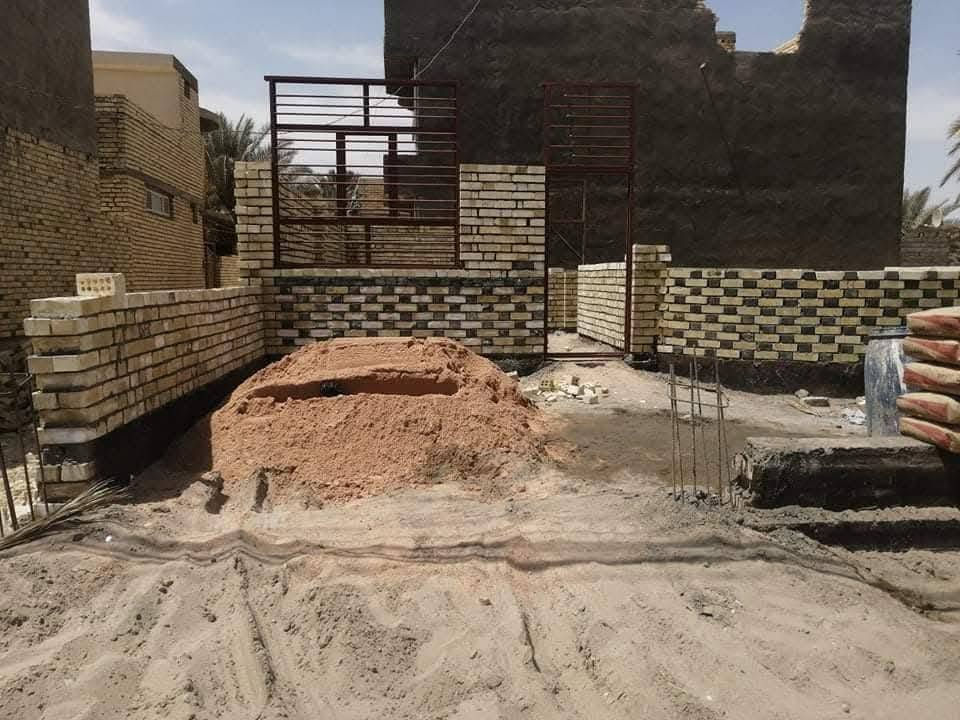 السلام عليكم كادر بناء لبخ سيراميك نشتغل البناء ع دبل البخ ع متر سيراميك ع متر نشتغل مجمعات بيوت حسينيات للاستفسار اتصل وات ساب *********** أو مراسلة الصفحة علي الحجي
