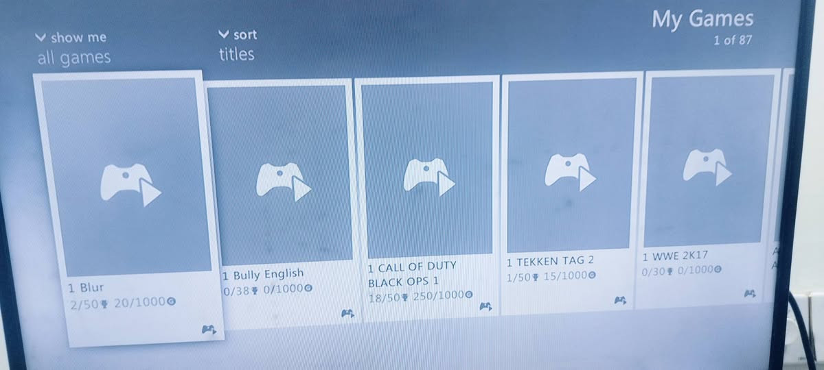 سلام عليكم 
أكس بوكس 360 نضيف كلش 
بية 87 لعبة وياة جوستك واحد 
السعر 90 وبية مجال


**إذا كنت صاحب هذا الإعلان وتريد حذفه لأي سبب، رجاءا أرسل رسالة إلى الدعم الفني**