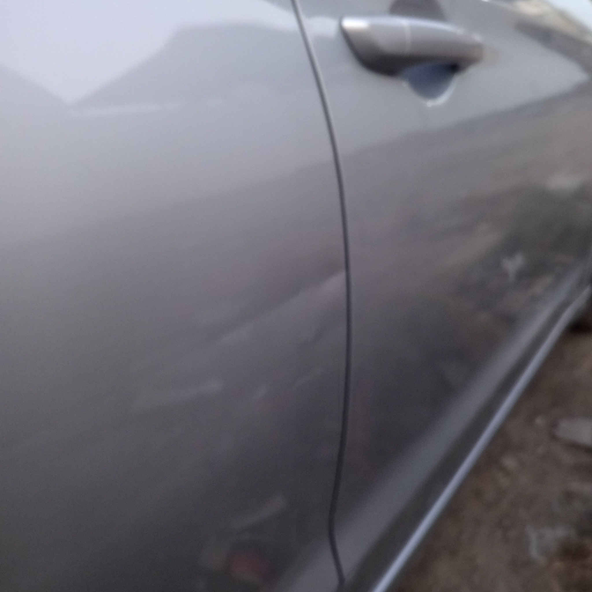 السلام عليكم النترا 2017وارد امريكي نص فول حادثها بامريكا موضح بالصور وبالعراق بيها جاملغ خلفي جهة السائق كير ومكينه مامفتوح تبريد تدفئه شغال باتري جديد 
مكان السياره بغداد الدوره 
***********
