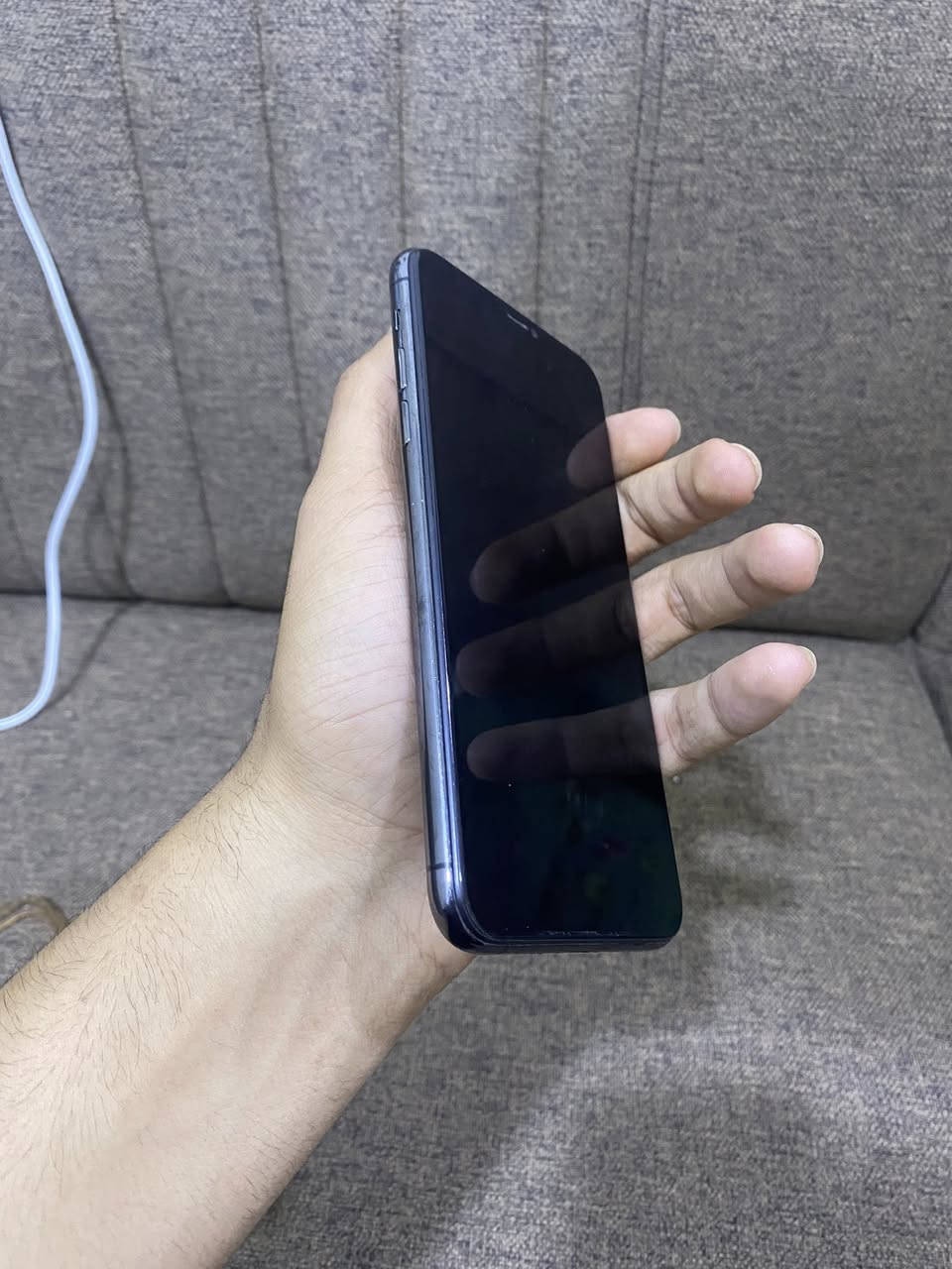 ايفون 11 برو ماكس ✅ مبدل شاشه فقط اصليه وكاله تقره 3 خطوط ✅ بطاريه 65 بلاديه وماتصرف يعني شحن طبيعي  ✅ ذاكره 256 ✅ الجهاز  يخبل و نضيف شخط واحد مآبي ✅ السعر 300 ✅ مكاني كربلا ✅ ***********
