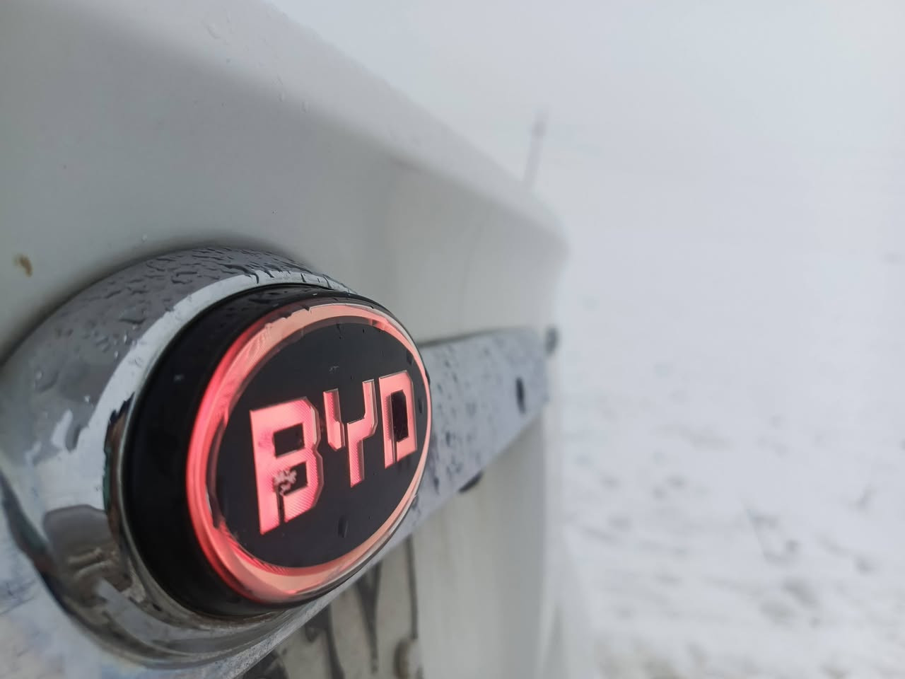 ‏ما شاءالله.🌟
‏BYD  2012 🌺
‏ . نموونە لە جوانی. . . . 
‏بیانو بڕە. . تاقانەیە 🌹🌷
‏بۆ فرۆشتن یان گۆڕینەوە 
‏فول مواسەفات. . . 
‏گێڕ و مەکینەی لانسەر 
‏مەسروفی چاکی لێکراوەو کراوە بە نموونە ما شاءالله
‏هی مەعرەز چی نییە و تاقانەیە هی ژێری خۆمە 
‏سەنەوی پلاستیک
‏ئۆتۆماتیک و عادی 
‏ناو زەرد 🌾
‏تەبرید لەگەڵ سویچ ❄
‏جام کارەبا
‏پاتری تازە 
‏پێشی تازە گۆڕاوە و چرکەی تیا نییە 
‏تەقە و ڕەقەی بەشەرت
‏قفڵ مەرکەزی 
‏شاشە ایپاد 
‏
‏سعر ٤٣ گەڵا و معامەلەیە برایانە. . . 
‏ئەگەر موشتەریت نامە بنێرن بەڕێزان ژمارەی خاوەنیت بۆ ئەنێرم. . . 
‏


**إذا كنت صاحب هذا الإعلان وتريد حذفه لأي سبب، رجاءا أرسل رسالة إلى الدعم الفني**