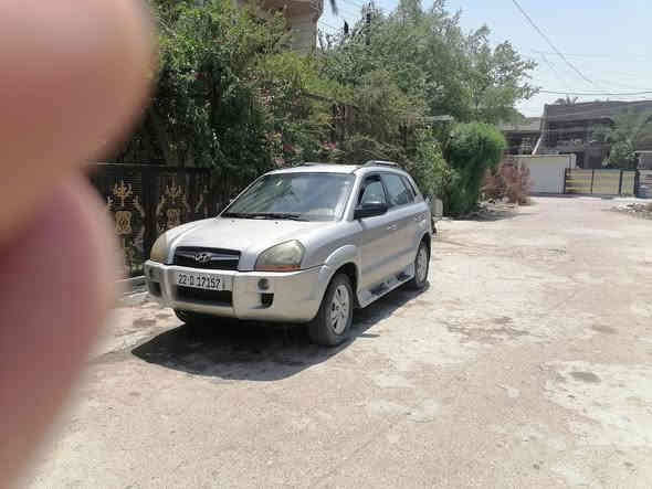 توسان 2009  سعر 120 للاتصال ***********
