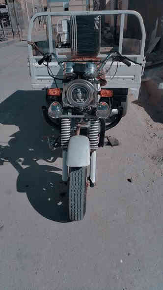 السلام عليكم ستوته لبيع مديل 18 مرقمه الستوته سنويه ل 29 محرك برغي مامفتوح تانكي جديد اشاير سكنات جدد بكلايتات جدد صفاحيات جدد ماشادهن كهربائيات شغاله السعر مليونين وبيه مجال قليل هاذا رقمي ***********
