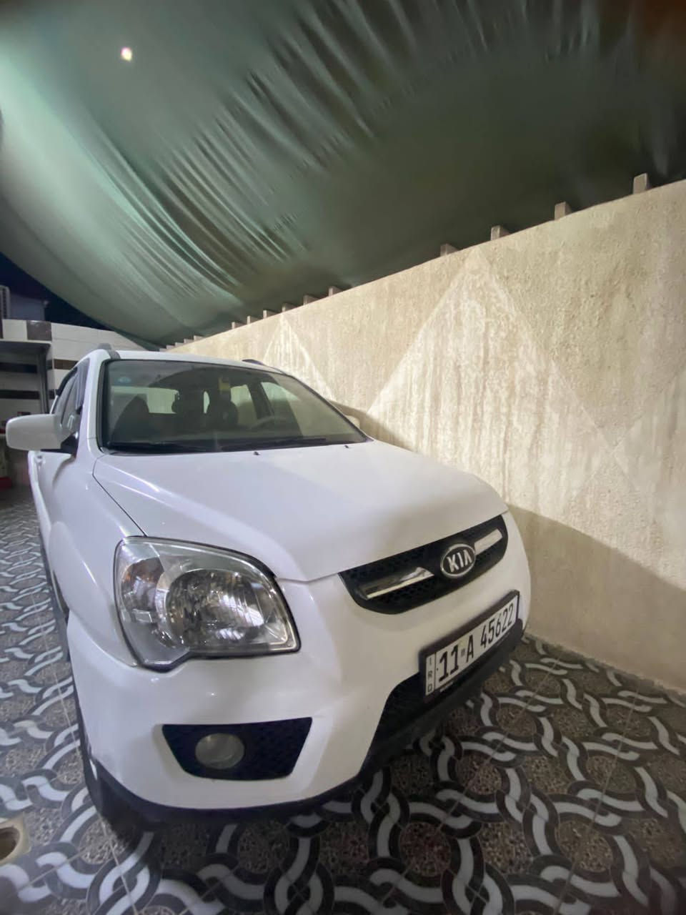 كيه سبورتج 2009
خليجي 
سياره فول مقفوله
عدى تكحيل بسيط 
رقم بغداد انكليزي 
فول تنتا مري شفط
محرك ٢٠٠٠ دوش 
دبل جنطه
كشنات مخمل   
سياره مال بيت 
هزه وسنويه جديده 
السعر 135 وبيه مجال قليل 
صلاح الدين قضاء بلد 
***********
