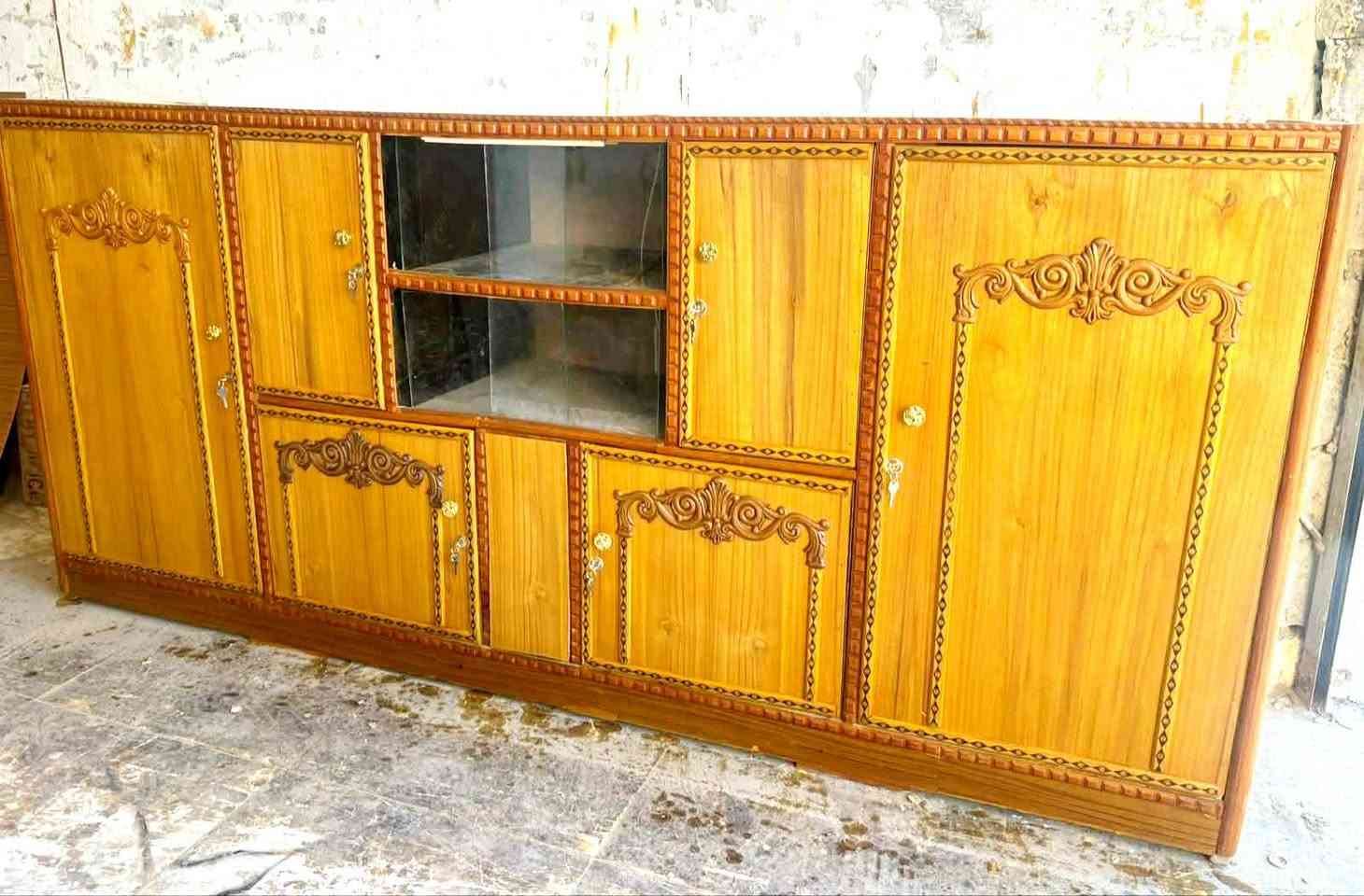 بوفيه مستعمله مترين ونص تسكام للبيع ويوجد خدمة توصيل ***********
