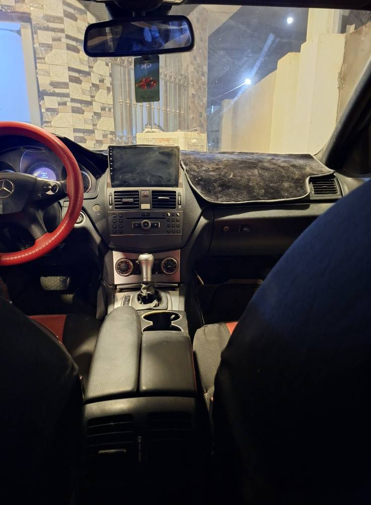 مارسيدس c300 محرك ٦ سلندر رياضي السياره 
بيه  ٣ قطع صبغ باقي سليم 
السياره بيه بدايه خيط تبخير  بس هيه طبيعي تمشي 
سعر 85
مكان الفلوجة 
*********** وتساب الفلوجة, الأنبار
