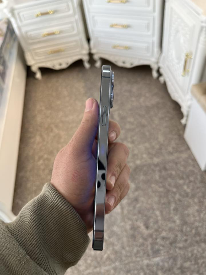 للبيع ايفون 13 برو ماكس

الجهاز مستبدل شاشه وضهر وكاميرا 0.5 توقفت الشاشه الي مستبدلها مال تفصيخ 250 الف شديتها يعني بلادية 120 فريم شرط تفحص وتشوف اذا مو تفصيخ لتاخذه باقي الجهاز سليم مكاني حله *********** واتساب او اتصال السعر 440 بي مجال بسيط كلش
