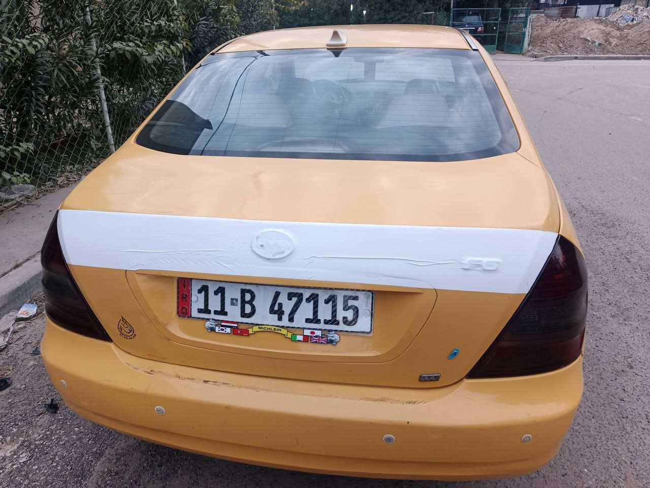 سلام عليكم بي واي دي 6F  سياره لا ضربه ولا صبغ 
مكينه كير تبريد خير من الله صدر جديد تخم تاير 
بسمي امصفره السياره كلش جديده وجاهزه المكان
بغداد البياع السعر 55 وبيهه مجال للشراي يتصل 
***********
