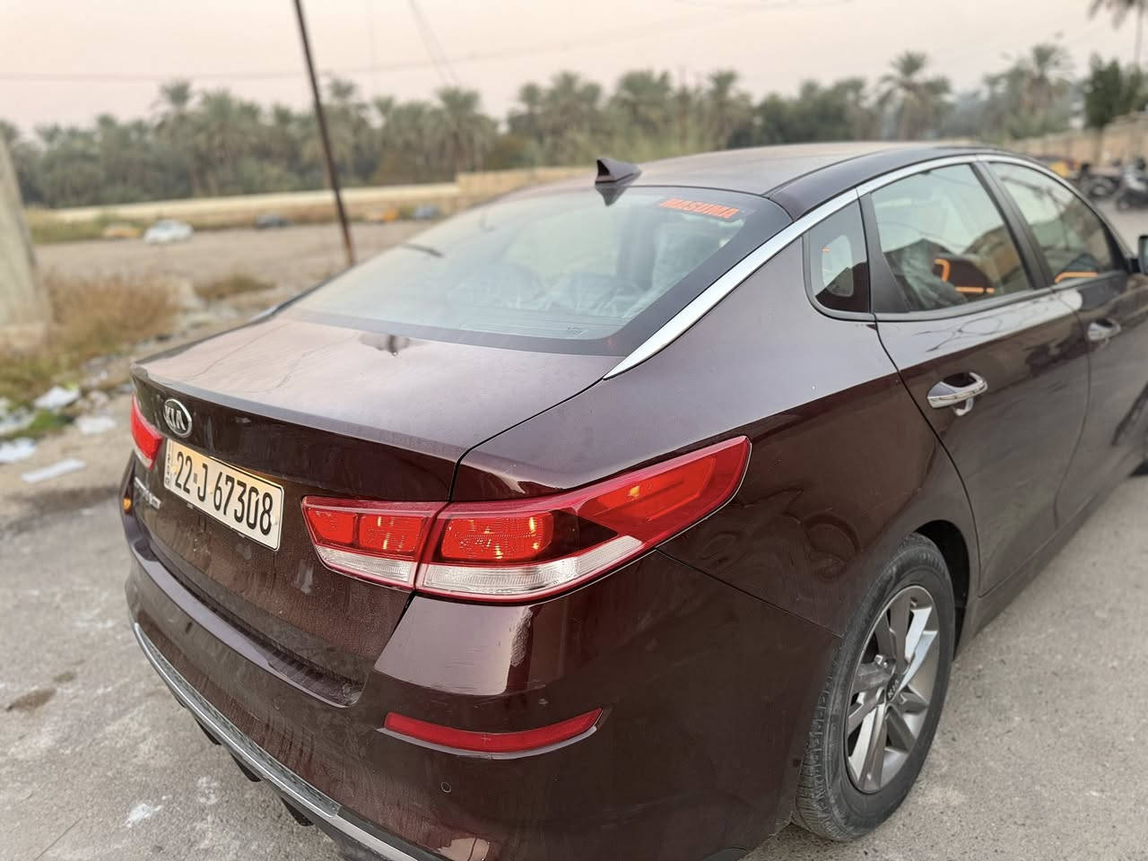 كيا اوبتيما ١٩موديل  ماشيه ١٠٠
بدو ايرباك بدون دواخل مكفوله من عده الصبغ الماشر عليه 

بدون حادث السياره جاهزه وحلوه 

السعر ١٣٥وبيها مجال بيها رش جوه القبق مال بانزين من امريكا وبيها رش بجاملغ الامامي فقط بدون معجون
***********واتساب فقط وخاص
