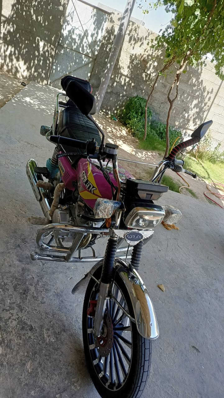 سلام عليكم مرخصت الدمن للبيع دراجه سولنك موديل25 دراجه خير من الله نشاط ونعومه كفاله بعده وضع الشركه ما ملعوب علي سبانه كله بلادي وصلت اليوم بسوك جمعه 725 وما بعت زود شوي وبيع اتصل ودلل ‏‪***********‬‏ وهاذه وتساب ***********
