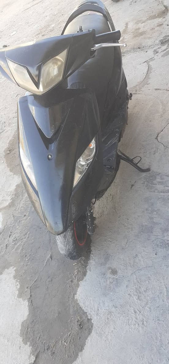 سلام وعليكم دراجه ثعلب سلف هندر كهرباته كله شغاله مكينه ناعمه شلع معدل دراجه كله بلاديه أوراقه كامله مكاني غزاليه سعر ٣٠٠شراي يخابره ***********
