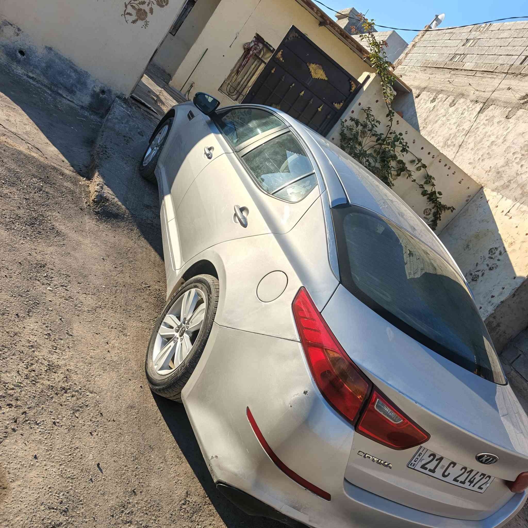 سلام عليم 
سياره اوبتما 2015 السياره بسمي وتحويل مباشره وشتريد وياك 
وهاي صور السونار مالها وبلخدمه خابر وتدلل ***********
