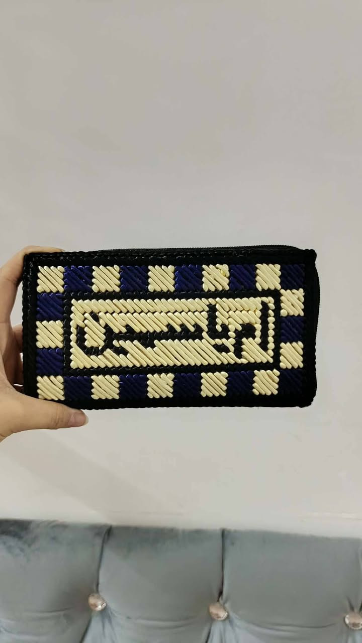 جزدان نسائي الحجم واللون والاسم حسب الطلب
༺ للطلب والاستفسار مراسلتنا على الخاص ༻
حقائب اطفال ❤

💖 روز للحقائب والاكسسوارات  💖


**إذا كنت صاحب هذا الإعلان وتريد حذفه لأي سبب، رجاءا أرسل رسالة إلى الدعم الفني**