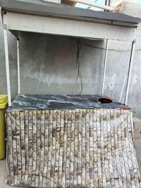 ميز • كامل • فتحة جدر