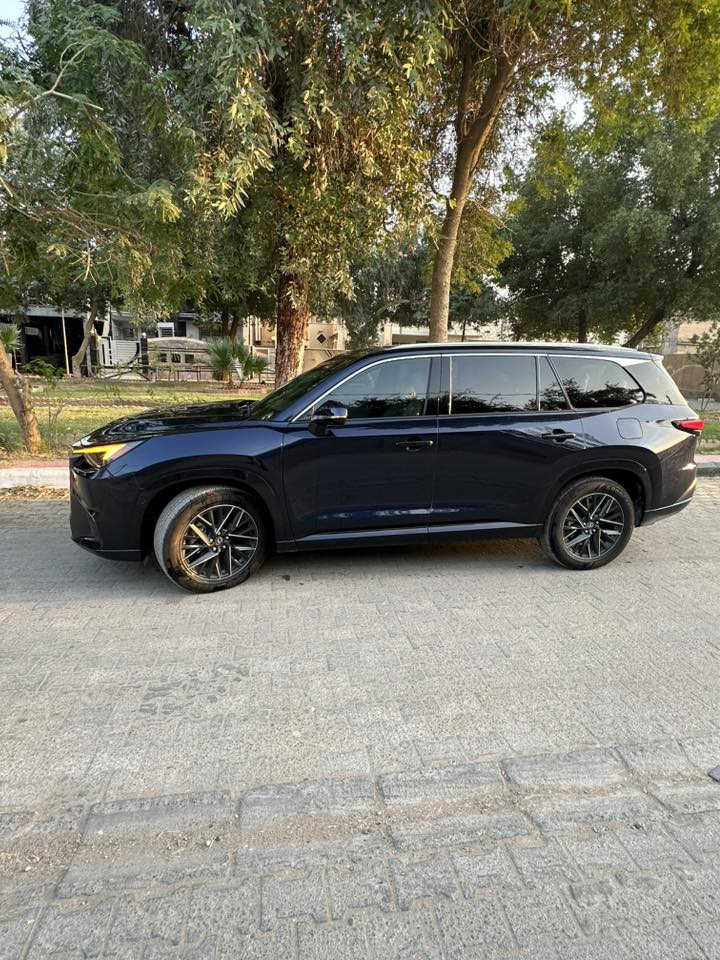 .
السلام عليكم 
للبيع  او مراوس Lexus TX 350_2024
المحرك V4_2.4L_turbo
المواصفات Full options  1/1 
ماشية2600 mile  يعني ما ماشيه 7 راكب
السيارة حادثه منشور بالصور 
مكان السيارة كربلاء . السعر 49000$
للاستفسار اكثر الاتصال على الرقم ***********

