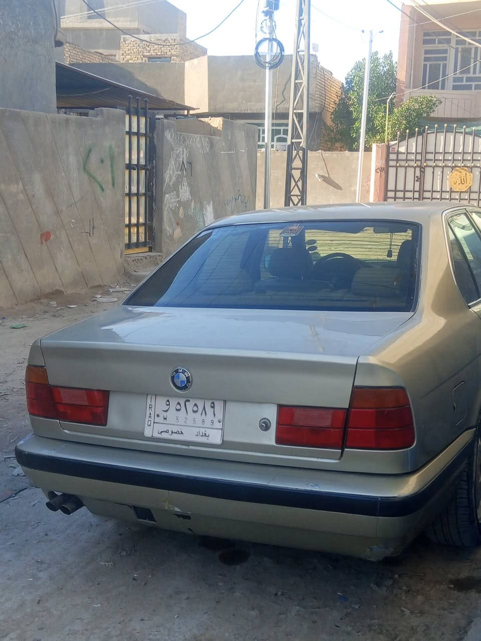 للبيع بي ام 91 رقم بغداد تحويل مباشر لون أصفر ذهبي مميز 520 مكينه مسكر عدله جديده كير حاويه توني شاده جديد وارد ياباني شلعه فول مكفوله من ضربه وخياس نواقص بصيطه تبريد جاهز بس فصل  شغله بصيطه غرفه جديده ثلجيه سلايت  حداديه  وره وكدام جديده  لسعر 48 بيها مجال مكان بابل  *********** مكلف بالنشر
