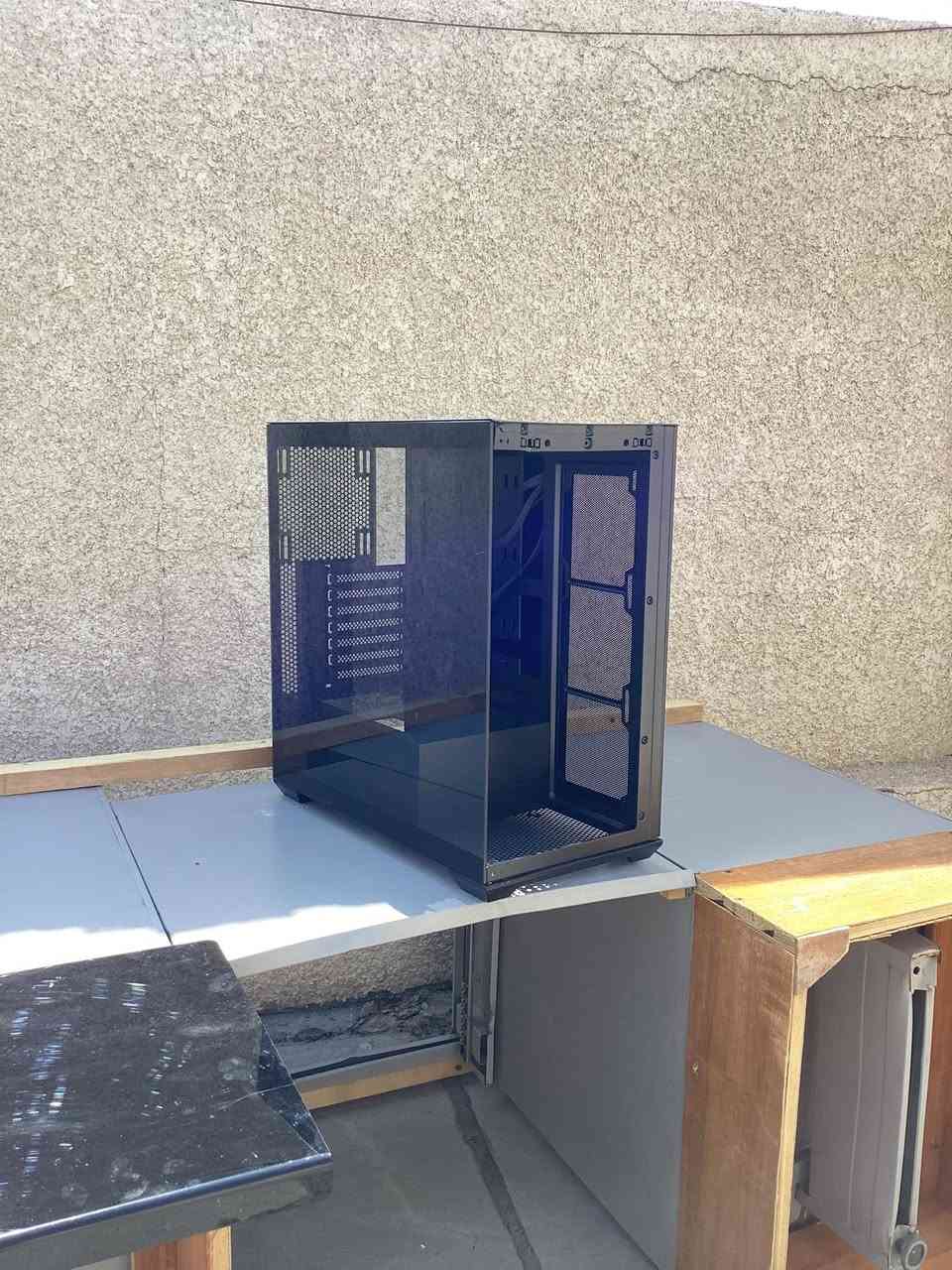 كيس حاسبة ATX من شركة سما 
يرهم لكل التجميعات ،،
الجامة الامامية مكسورة بالشحن ،، رهمتله طبقة اكرلك  ،، عوزها بس تنگص على كد الوجة،، الكيس جدييييد غير مستخدم ابدا مال امزون،،

انطونه بس سعر وبالعافية


**إذا كنت صاحب هذا الإعلان وتريد حذفه لأي سبب، رجاءا أرسل رسالة إلى الدعم الفني**